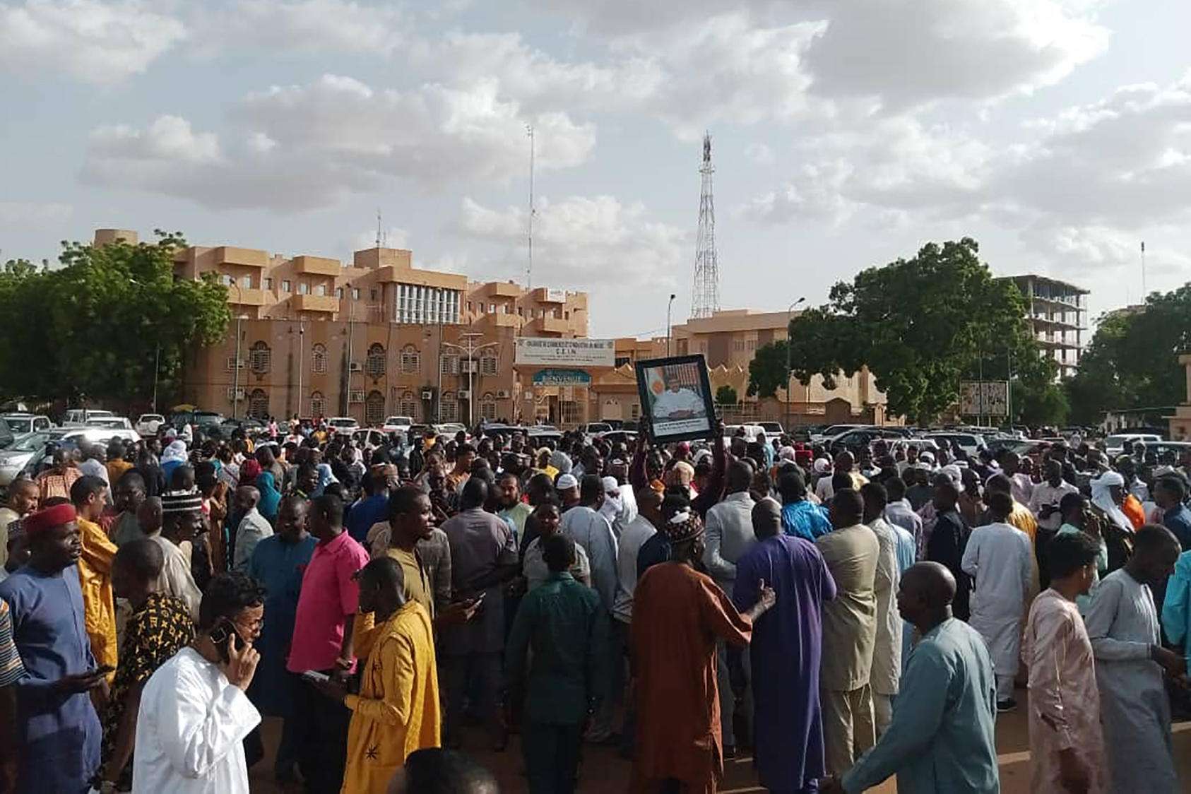 جانب من المظاهرات ضد الانقلاب في النيجر