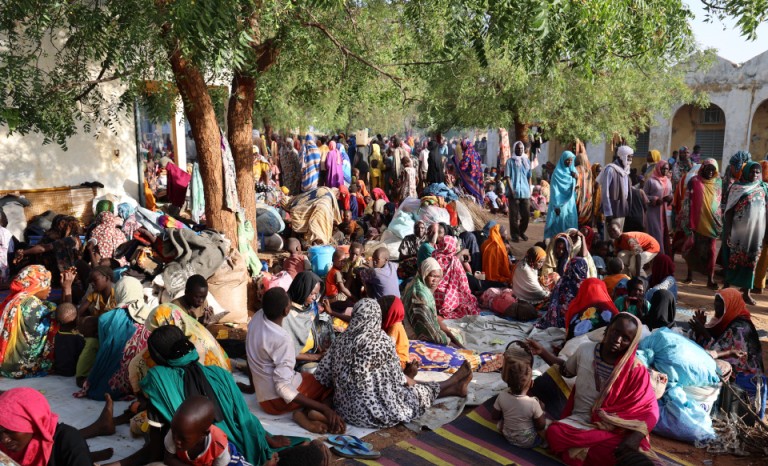 عائلات سودانية نازحة - أرشيفية