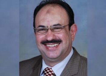 د. محمد زويل.. استشاري الإدارة الاستراتيجية.. وباحث في الشئون السياسية