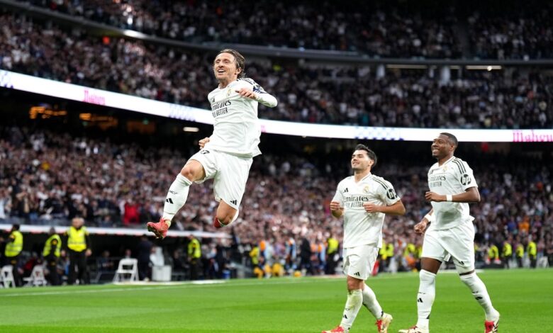 ريال مدريد يهزم جيرونا ويشارك برشلونة في صدارة الليجا