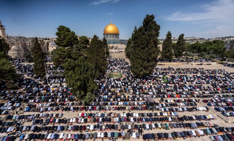 علماء فلسطين يدينون تصاعد الانتهاكات الإسرائيلية في المسجد الأقصى