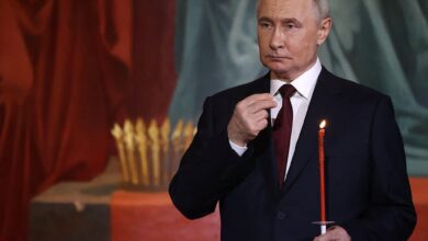 روسيا وأوكرانيا تتبادلان الاتهامات بخرق هدنة عيد الفصح