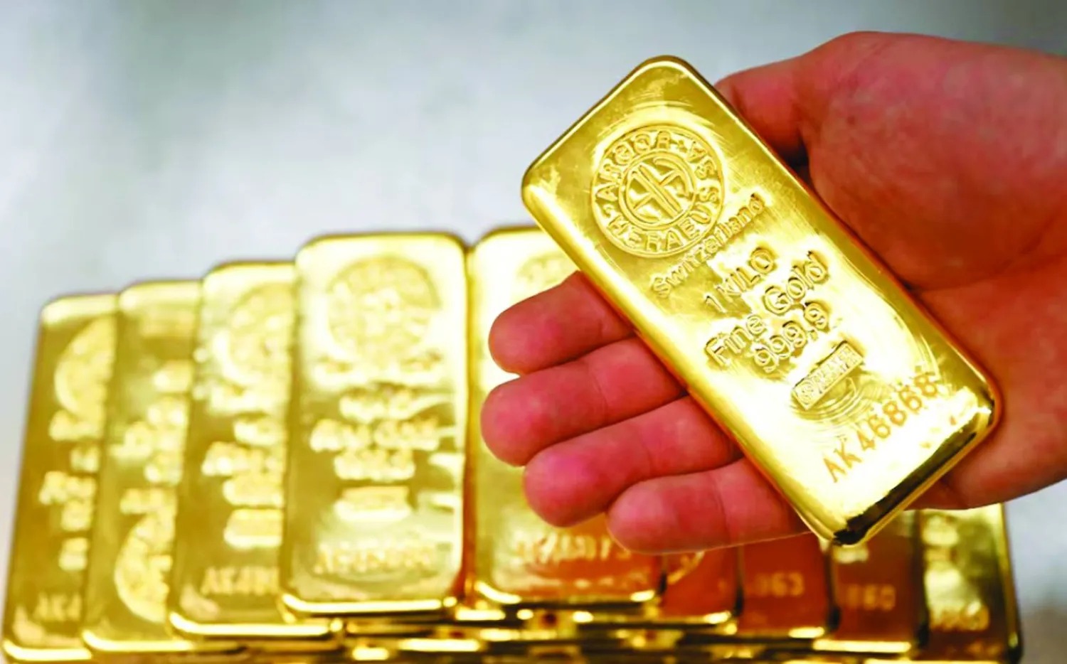 تراجع الذهب 1% مع انفراجة في النزاعات التجارية