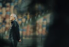 كولر يستقر على تشكيل الأهلي لمواجهة الهلال.. تغييرات هجومية مرتقبة في موقعة الإياب