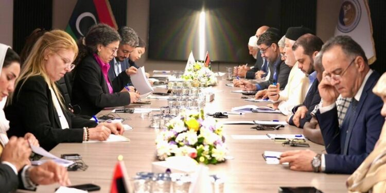 طرابلس تحت التهديد.. الأمم المتحدة تدعو لترتيبات أمنية عاجلة وانسحاب فوري للقوات من الأحياء السكنية
