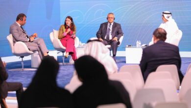 في معرض أبوظبي للكتاب 2025