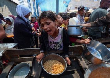 ستارمر: الوضع في غزة يزداد سوءًا يومًا بعد يوم