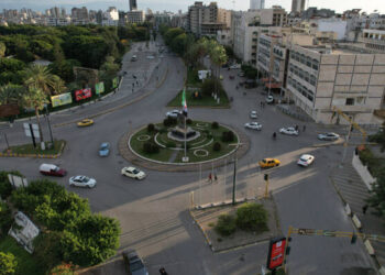 سوريا تعيد فتح معبر العريضة مع لبنان بعد إغلاقه بسبب الغارات