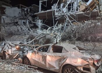 إسرائيل تستهدف منشآت أسلحة في طهران