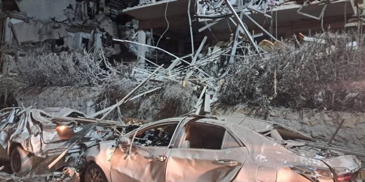 إسرائيل تستهدف منشآت أسلحة في طهران