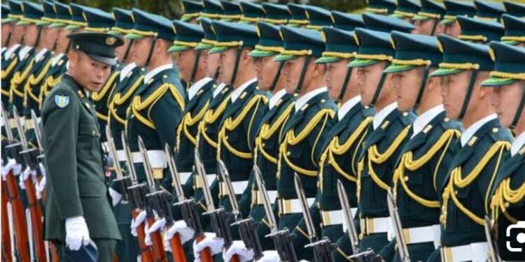 اليابان: جدل واسع حول قانون يسمح بمشاركة الجيش في حروب خارجية