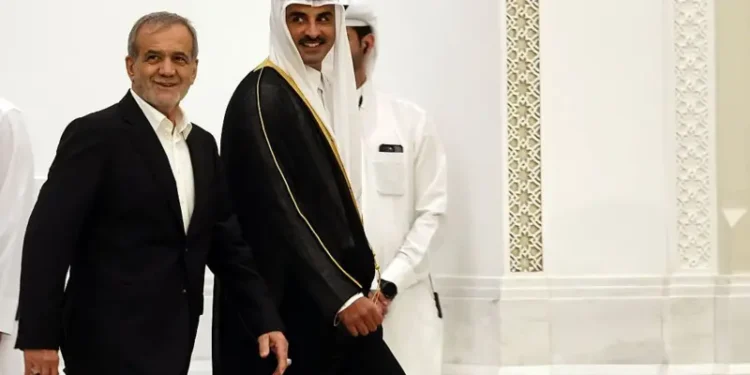 لماذا اختارت إيران قاعدة "العديد" في قطر؟ رسالة ناعمة أم تهديد محسوب؟