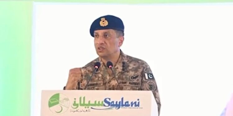 المدير العام للعلاقات العامة للجيش الباكستاني الفريق أحمد شريف شودري