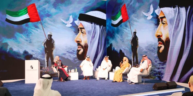 معرض أبوظبي الدولي للكتاب 2025: مسرّع للعمل الإبداعي الإماراتي