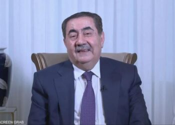 زيباري ينتقد قرار بغداد ويهدد بتدويل أزمة كردستان: "لن نقبل بالظلم ولا بالشراكة المجتزأة"