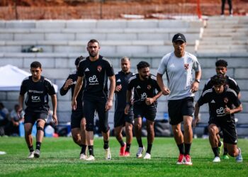 الأهلي يُنهي تحضيراته لموقعة بورتو بمران خفيف في نيوجيرسي