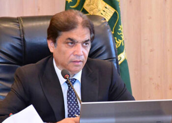 وزير السكك الحديدية الباكستاني محمد حنيف عباسي