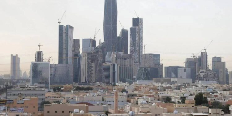 "انفتاح عقاري جديد في السعودية: 5 منافع استراتيجية لنظام تملك الأجانب بداية 2026"