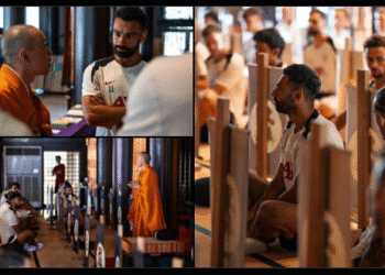 محمد صلاح في معبد بوذي بطوكيو
