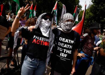 بريطانيا تعتقل 20 من أنصار جماعة مؤيدة لفلسطين
