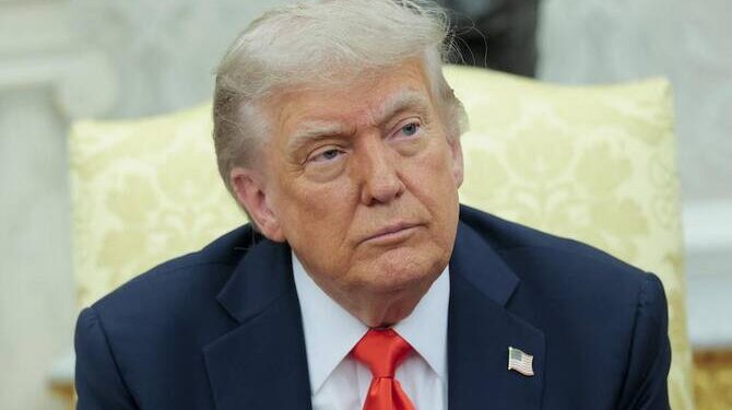 ترامب: المكسيك والاتحاد الأوروبي سيواجهان رسوما جمركية بنسبة 30٪ اعتبارًا من أغسطس