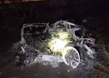 صور متداولة لسيارة دييجو جوتا لاعب ليفربول بعد الحادث الذي تسبب في وفاته