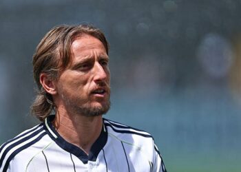 مودريتش يقترب من ميلان بعد نهاية أسطورته مع ريال مدريد