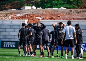 الأهلي يواجه النجم الساحلي وديًا في معسكر تونس استعدادًا للموسم الجديد
