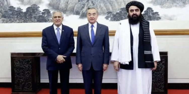 الصين وافغانستان وباكستان