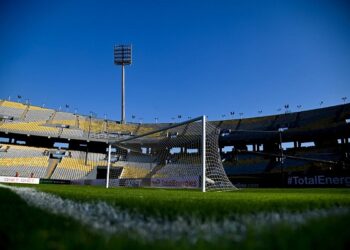 استبعاد برج العرب لأول مرة.. كاف يعتمد 5 ملاعب مصرية لبطولات الأندية