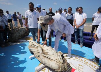 انتشال قطع أثرية من البحر المتوسط خلال فعاليات التراث الثقافي المغمور بالمياه