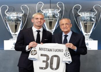 ريال مدريد يعلن ضم الأرجنتيني الشاب ماستانتونو حتى 2031
