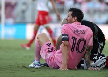 ميسي يغيب عن مواجهة بوماس أونام للإصابة.. وقرار مشاركته أمام أورلاندو مؤجل