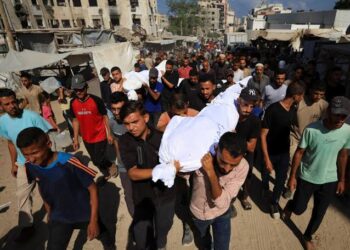 الجيش الإسرائيلي يقتحم حي الشيخ رضوان في عمق مدينة غزة