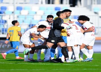 الزمالك يهزم الإسماعيلي بثنائية ويتصدر الدوري المصري