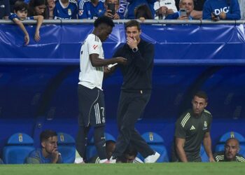ألونسو يشيد بتألق فينيسيوس بعد رباعية ريال مدريد أمام ليفانتي