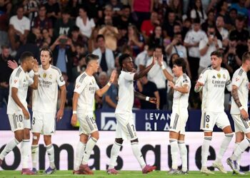 ريال مدريد يدهس ليفانتي برباعية ويواصل انطلاقته المثالية في الليجا