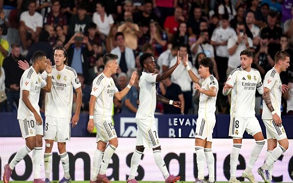 ريال مدريد يدهس ليفانتي برباعية ويواصل انطلاقته المثالية في الليجا