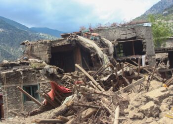 Damaged houses are pictured after earthquakes at Mazar Dara village in Nurgal district, Kunar province, in Eastern Afghanistan, on September 2, 2025. The earthquake killed more than 1,400 people and injured over 3,300, Taliban authorities said, making it one of the deadliest in decades to hit the impoverished country.  (Photo by Aimal Zahir / AFP)