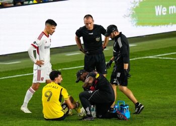 وسام أبو علي يعلن غيابه لأسابيع بعد إصابة في الكاحل مع كولومبوس كرو