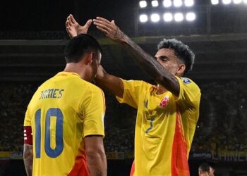 ثلاثي جديد من أمريكا الجنوبية يعبر إلى كأس العالم 2026 قبل الختام