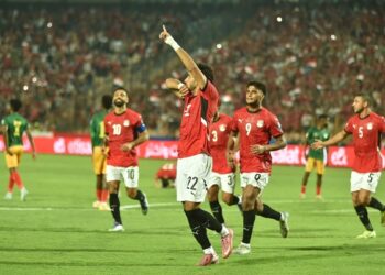 مصر تتخطى إثيوبيا بثنائية صلاح ومرموش وتقترب من مونديال 2026