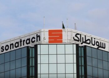 سوناطراك الجزائرية تستأنف الحفر في حوض غدامس الليبي لتعزيز التعاون النفطي بين البلدين