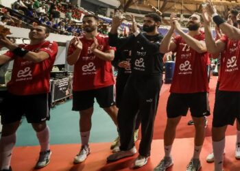الأهلي بطلاً لإفريقيا لكرة اليد للمرة الثامنة والثالثة على التوالي بعد الفوز على درب السلطان المغربي