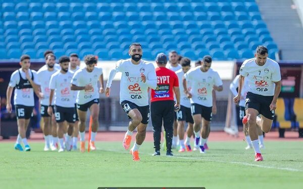 صلاح ومصطفى محمد يشاركان في مران مصر قبل السفر إلى المغرب لمواجهة جيبوتيصلاح ومصطفى محمد يشاركان في مران مصر قبل السفر إلى المغرب لمواجهة جيبوتي