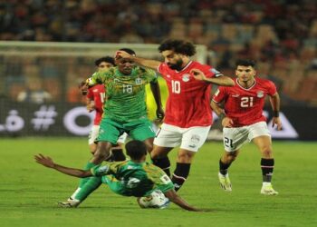 منتخب مصر يرتدي زيه التقليدي أمام جيبوتي بحثًا عن تأهل تاريخي للمونديال