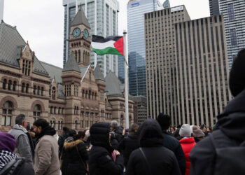كندا ترفع العلم الفلسطيني في مبنى بلديتها لأول مرة