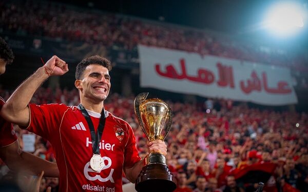 الأهلي يطالب اتحاد الكرة بالتحقيق في تجاوزات جماهير الزمالك تجاه «زيزو»