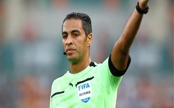 أمين عمر يدير قمة الأهلي والمصري في الجولة الـ13 من الدوري الممتاز