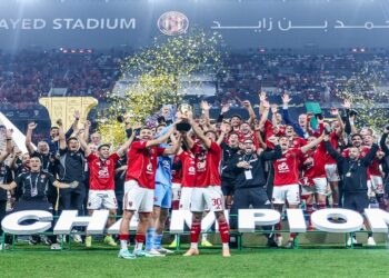 راحة 5 أيام للاعبي الأهلي بعد التتويج بكأس السوبر المصري